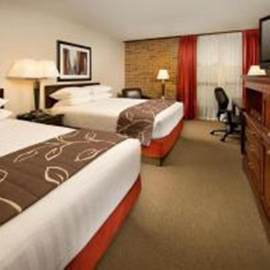 Hotel Lotus Kansas City Merriam Екстериор снимка