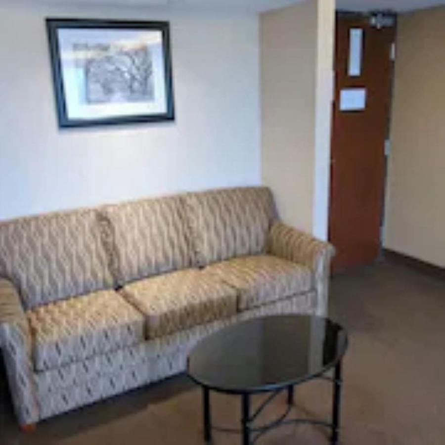 Hotel Lotus Kansas City Merriam Екстериор снимка